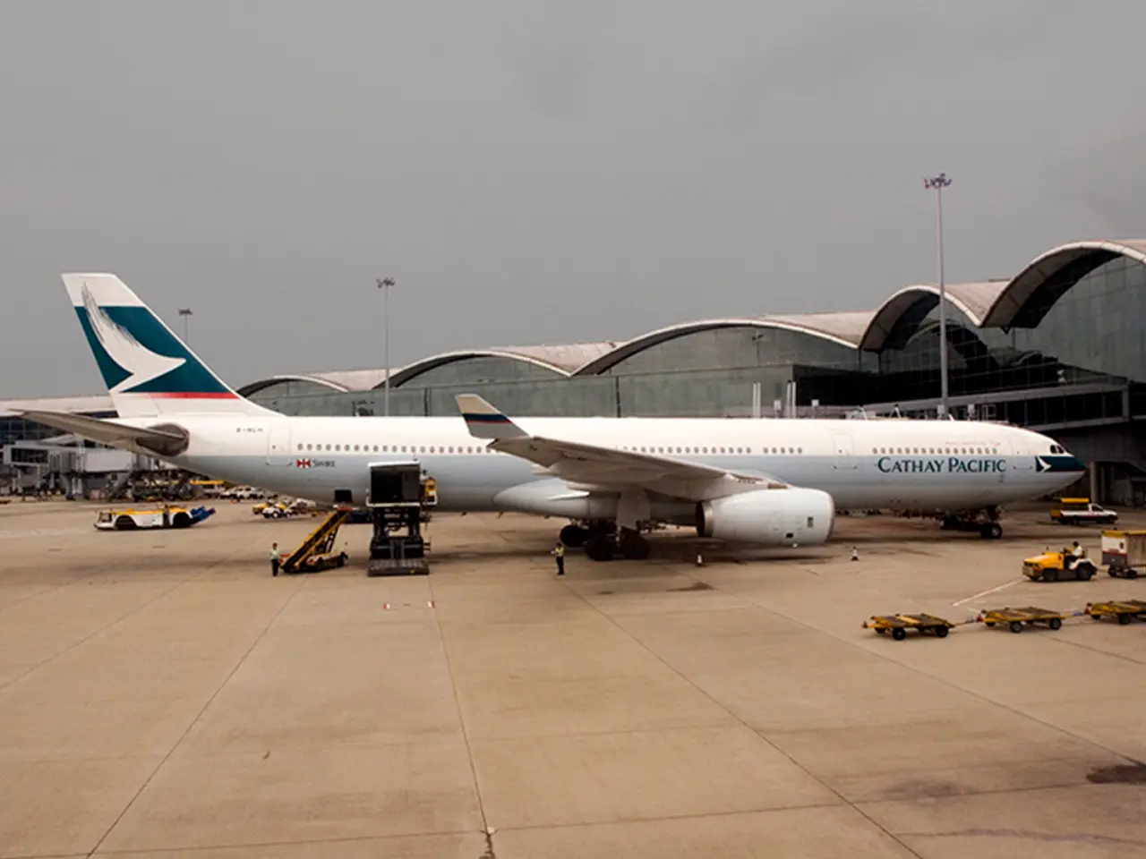 Airline Sky Express now offers flights between Hamburg and Athens