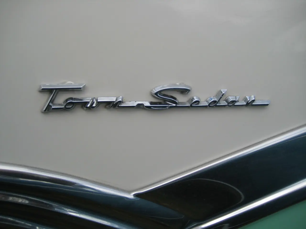 Electric vehicle manufacturer subsidiary sets new global speed record for electric cars, reaching...