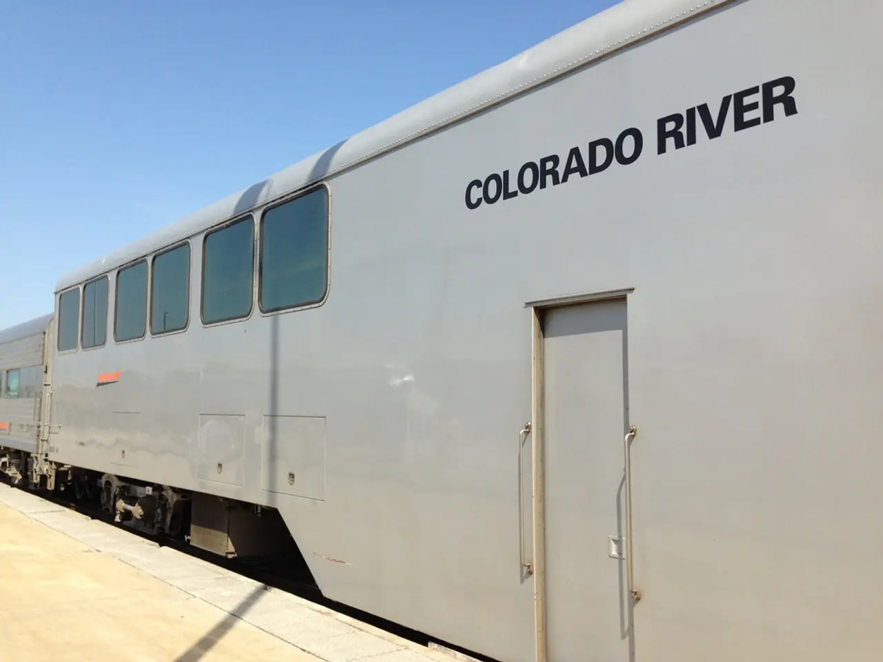 Train Robbery: Stolen Mobile Phone Incident in a Regional Train - Federal Police Seek Information...