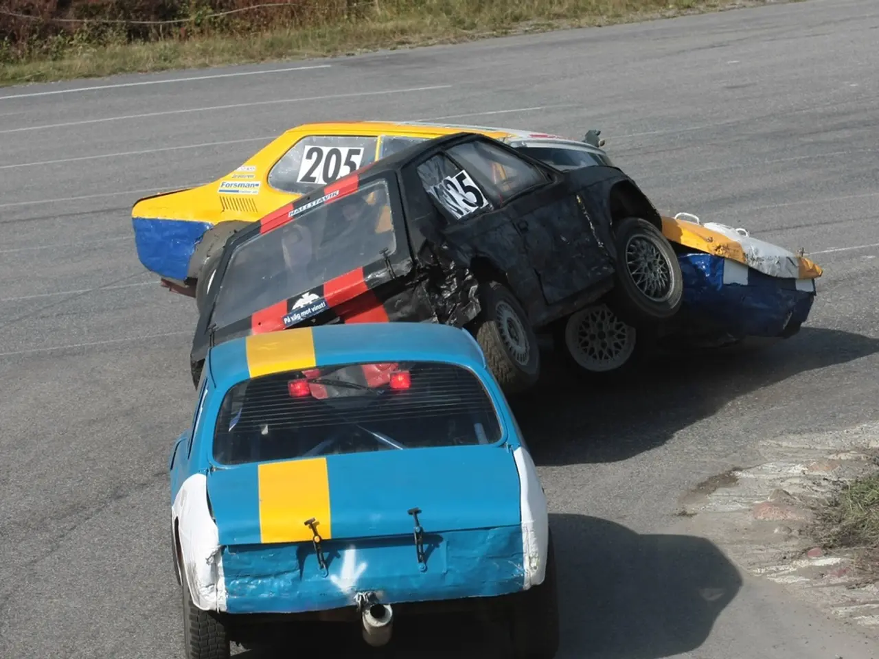 Motorcyclist sustains severe injuries in road accident