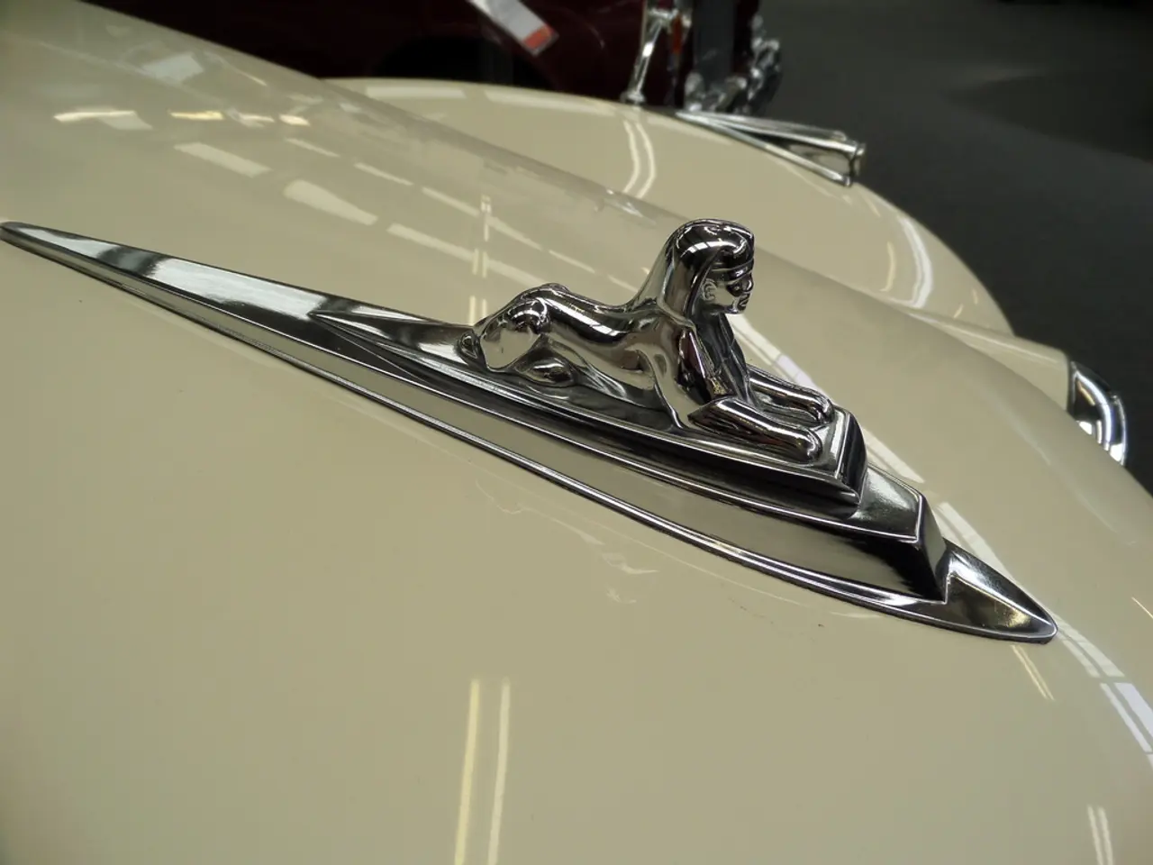 Unveiled Prototype of Porsche 911 Bares Resemblance to Slantnose Model