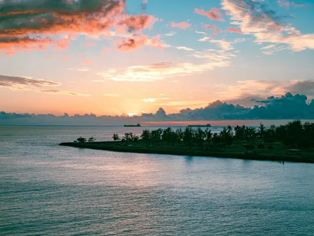 Excited Features Await in Randy Slot's Diamond Grid: Wild Progression, Free Spins, and Enhanced...