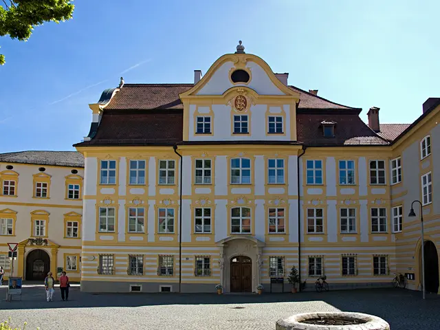 Dramatic twists in Home and Away: Character Lacey is offered a substantial sum of $100,000 by WHO.