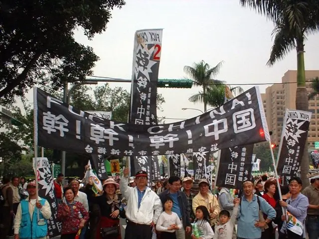 Women's Rebellion in Tumpen 2 - Female Uprising to Save captives