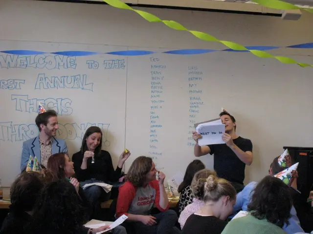 Elderly Individuals Reach Personal Growth at the 2024 Scholarly Gathering