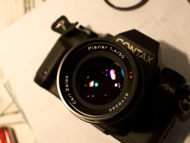 Google's photo processing allegedly causing color inconsistencies in images captured by Pixel 9...