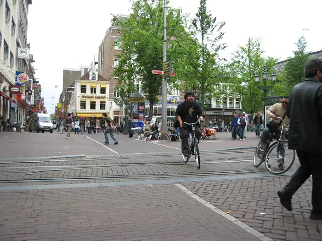 Cyclist from Poland suffers severe injury