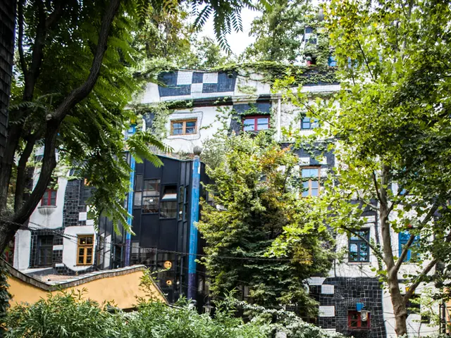 Large-scale Fans Transform Air Movement in Industrial Spaces