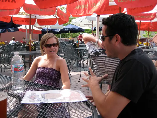 "Air Travel and Skin Protection: The Importance of Using SPF in Flight"