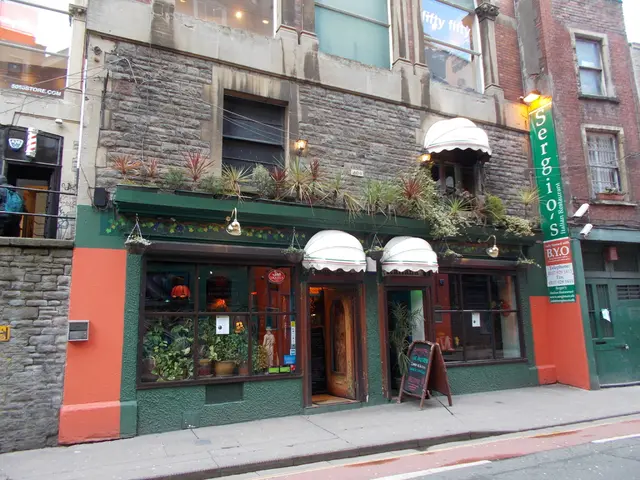 Socialist Party's proposed strategy to curb public debt: Anticipated savings of 14 billion and...