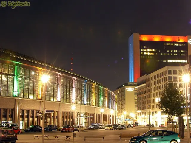 Kiev under nighttime assault: a chaotic wedding backdrop of sirens, fires, and chaos