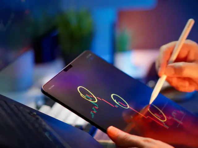 Ethereum on Track for $5,000 Rally, Shiba Inu: Updates Imminent Next Week, Possible Plunge of XRP...