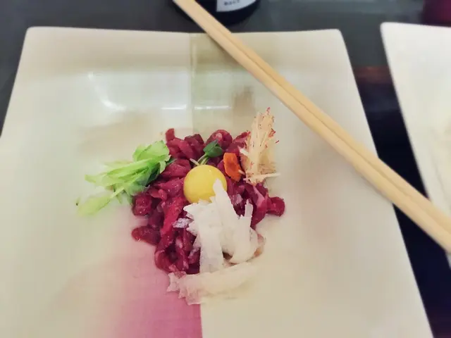 Quick and Easy Asian Cashew Nut Salad in 15 Minutes You'll Adore!