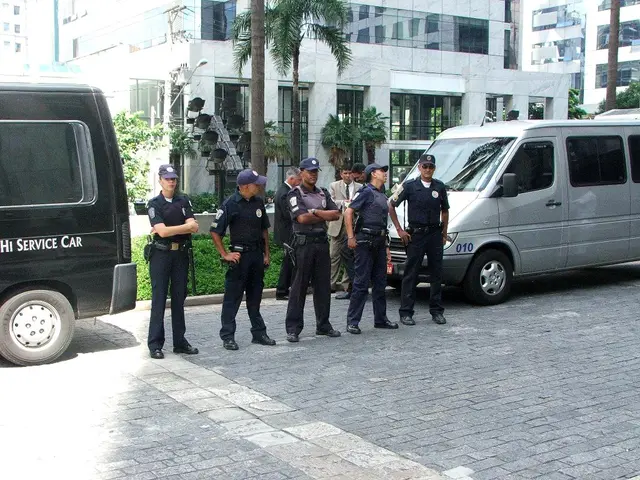 Police official Phumtham refutes speculations about the termination of the police chief, explaining...