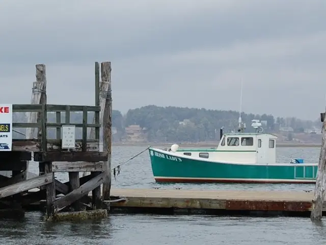 Collapse of dock in Alushta causes no injuries to anyone involved