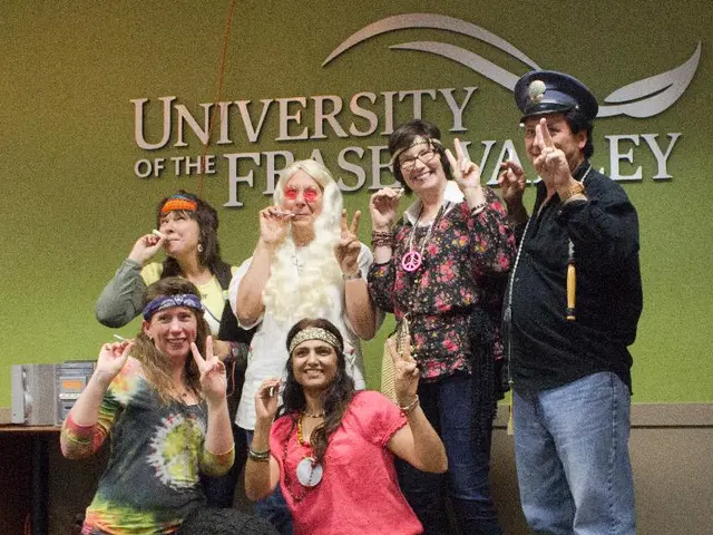 Strategies for Bestowing Gifts and the Benefits of Generosity to Your Wellbeing