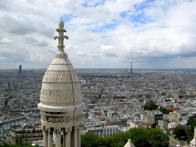 Business Shut Down: South West Thuringia Employment Agency Halts Operations on Wednesday