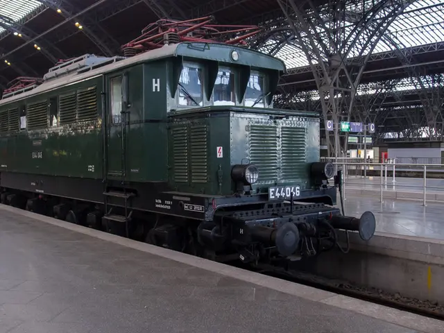 Tragic train crash in Egypt leaves numerous casualties