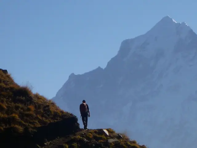 Trail Selection Guide: Point-To-Point Trails vs Thru-Hikes Before Vascing Up Your Hiking Shoes