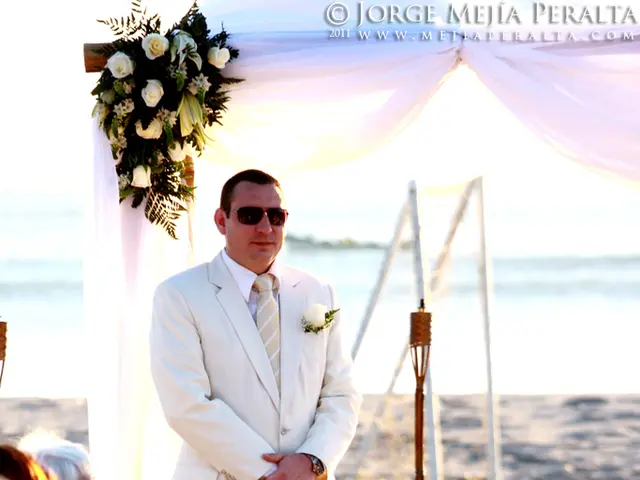 Celebrity couple Mike and Leyla Heiter accept proposal on the picturesque Amalfi Coast