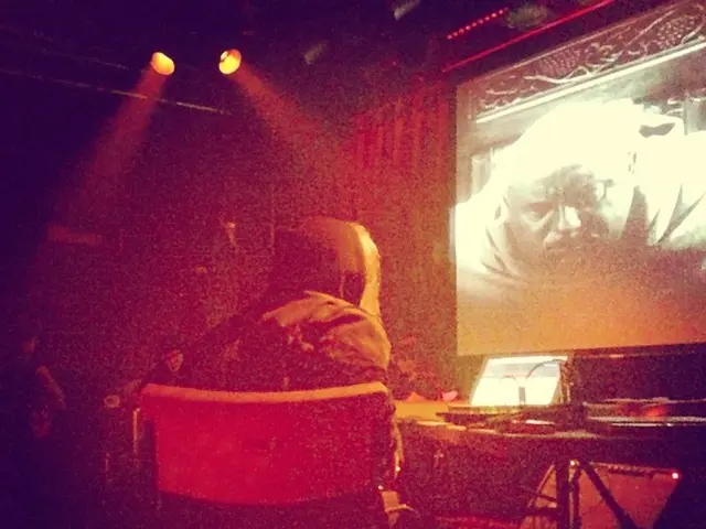 Enhancing Concentration Sustainability through Neurofeedback Instruction