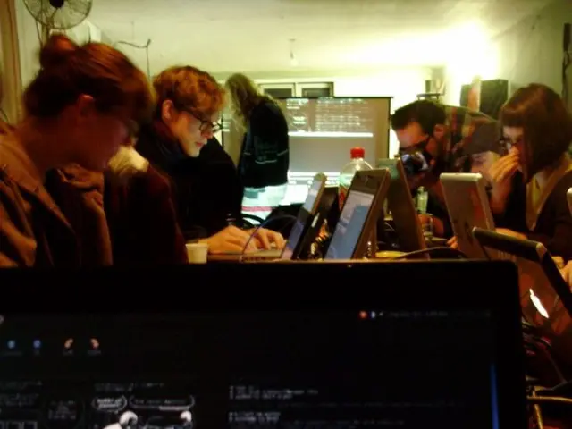 Assessing the thermal and acoustic performance of the newly launched Razer Blade 18, equipped with...