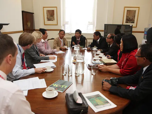 Photography Tutorial: Advice from Vanessa Joy on Conducting Stellar Engagement Photo Sessions