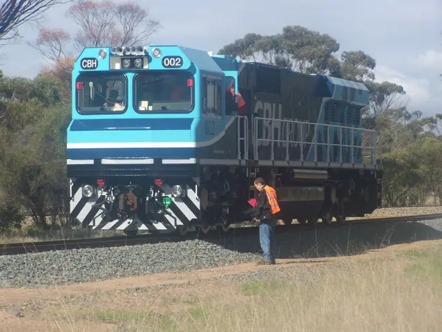 younger individual evades capture by federal law enforcement at 29 years old