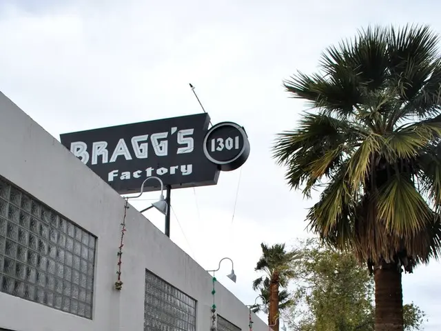 Enhanced Efficiency in Manufacturing: The Splunk Advantage for Clients