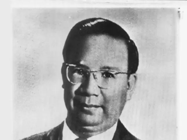 Trump dismisses health fears with resolute statement amidst gossip about hidden ailments