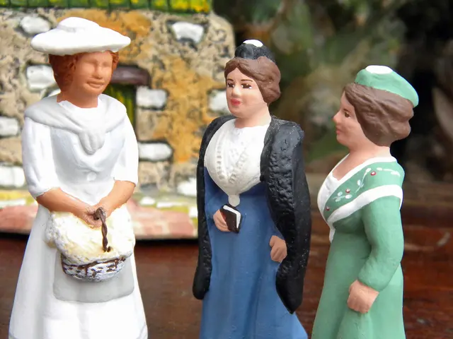 Expands to an extent, of a breadth equal to