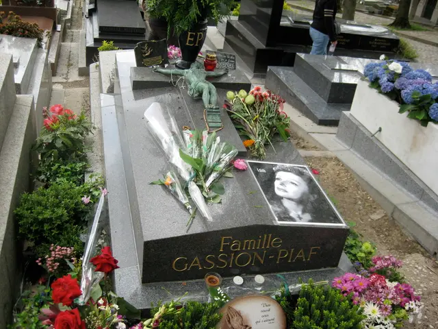 Lois Elaine Sensenig: Name Identified