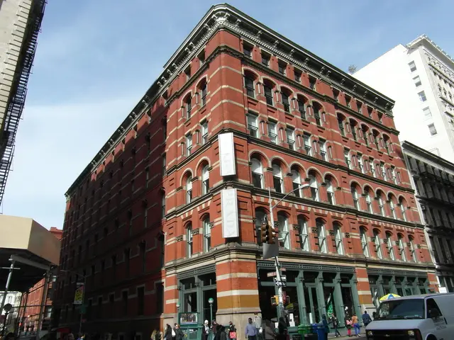 Enhanced Security at the Crossroads of Neue-Rieser-Straße and Alte-Rieser-Straße