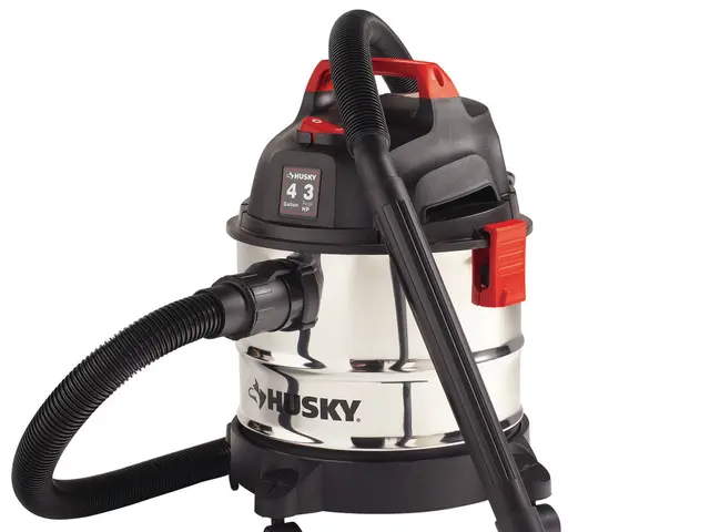 Top-tier battery-powered vacuum cleaner, priced exceptionally high.
