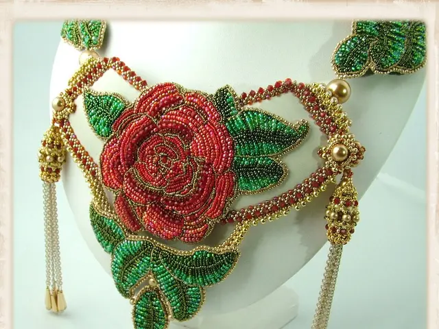 Elderly Resident Suffers Robbery at Hands of Unskilled Artisan