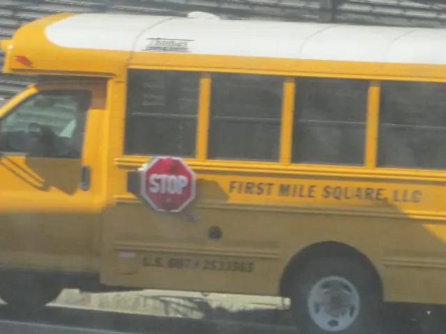 Trailer Accident on Ohio Streets: Pedestrian in Sereetz