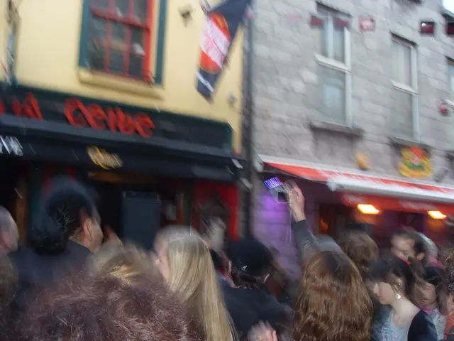 Guard Against Deceptive User Profiles