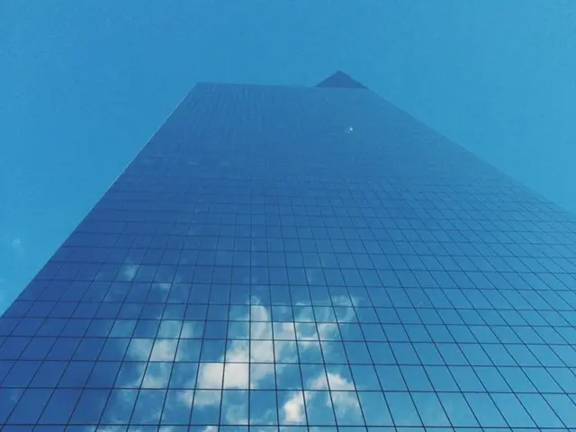 Explore the Advantages of Hybrid Cloud Computing and Tips to Enhance Your IT Strategy