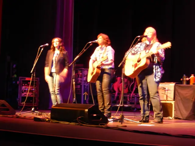 "Inka Bause's farming-themed tour has been called off due to the organizer's search for female...