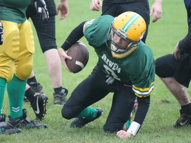 Steelers Insider Offers Unique Insight into Aaron Rodgers' Demanding Characteristics