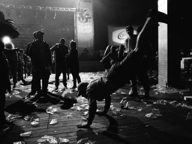 Bigg Boss 19 Developments: Contestant Mridul Tiwari Suffers Injury During Leadership Role Challenge...