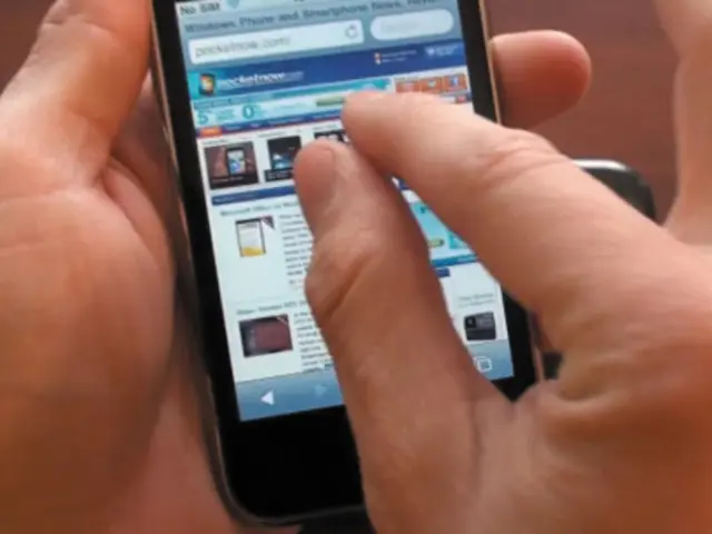 The Resurgence of SMS Marketing in the UK: A Look at 2025