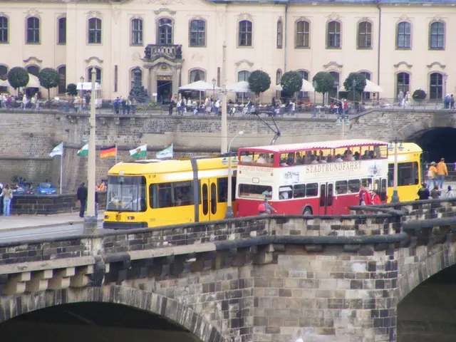 Bridge connecting Crimea to Russia momentarily halted for some duration.