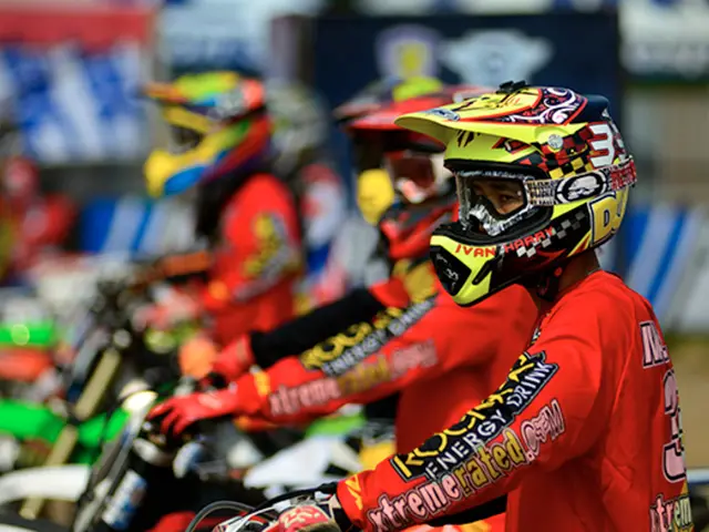 Road Safety Advice for Motorcyclists in Bangladesh: Strategies to Ensure Your Safety on the Runway