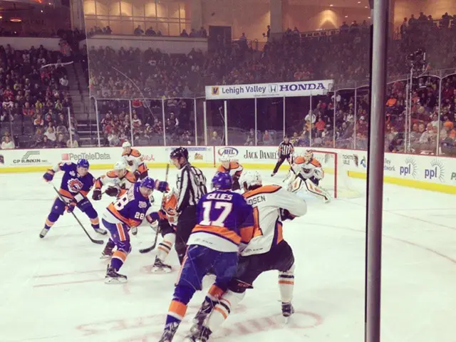 Exceptional ice hockey encounter tailored for injured personnel, earning favourable reviews