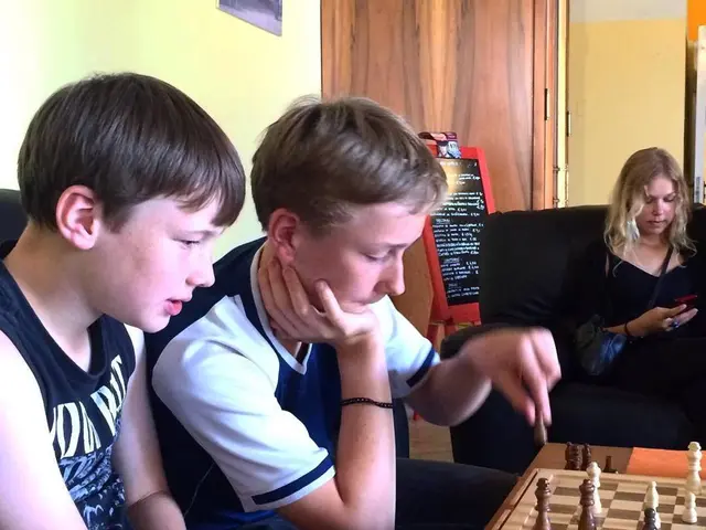 Clash Between Spades