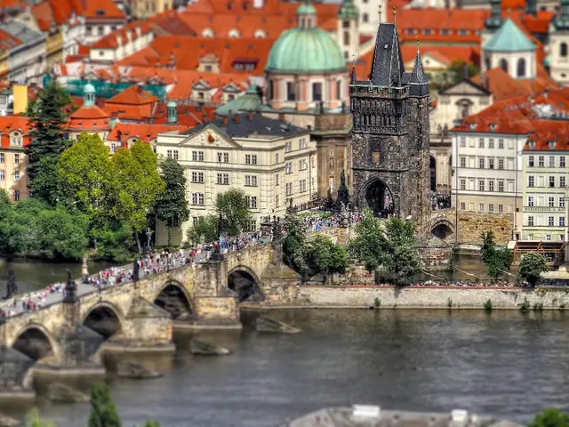 Expansion undertaking for the Mack-Pyramid structure