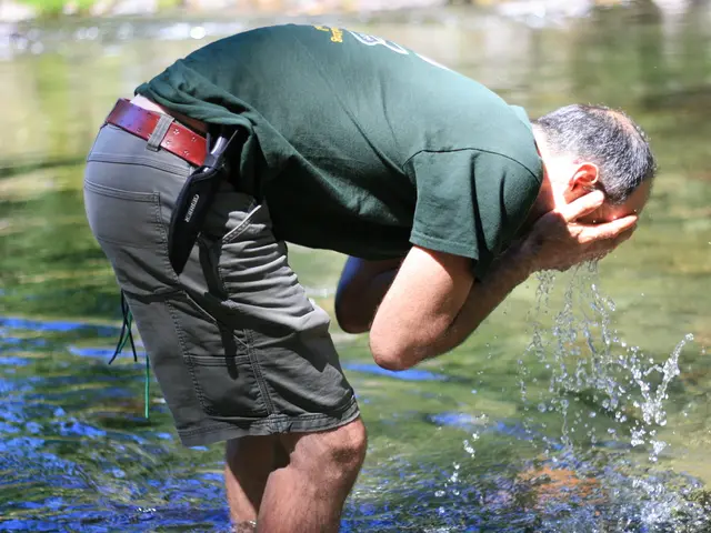 Following every soak, fingers exhibit wrinkles - consistently exhibiting the same wrinkle patterns