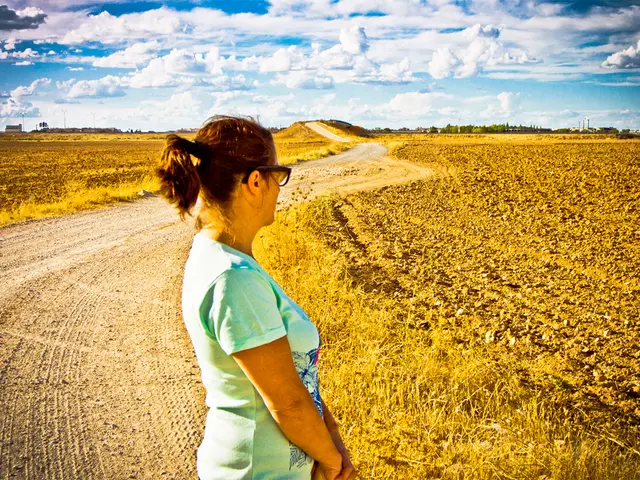 Unveiling Deepesh Kumari, daughter of a pakoda seller, triumphing against hardships to excel in the...