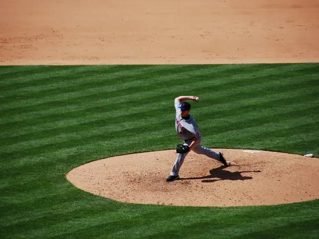 Right Field Throw by Bellinger at 95 mph in the Sixth Inning Aids Yankees in Defeating Jays 3-1